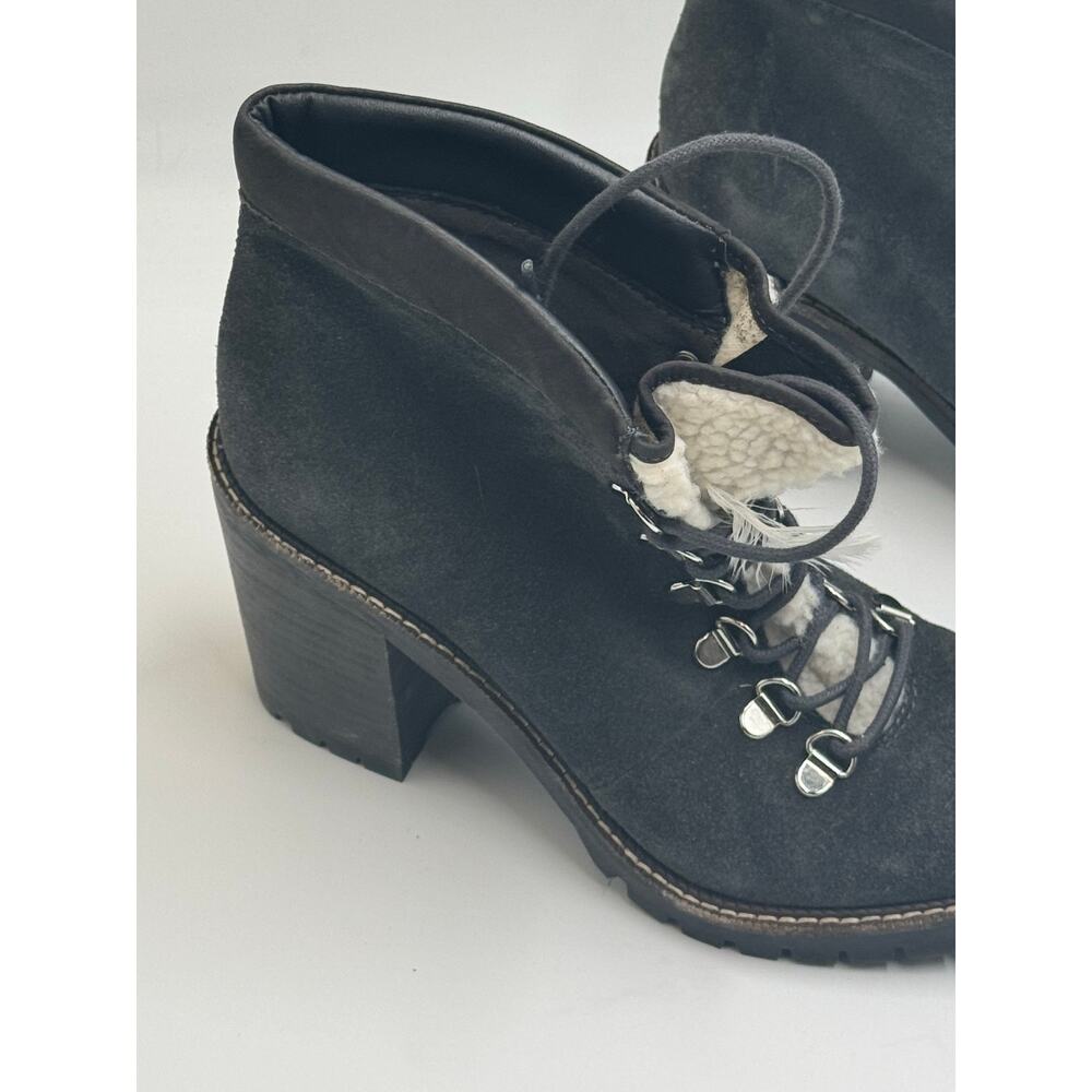Dolce Vita heeled lace up ankle combat boots in gray suede Size 8.5